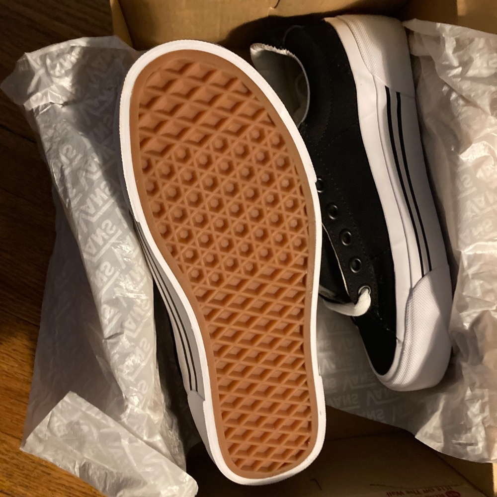 women’s Sid Ni shoes tennis size 6 black laces Vans - Picture 3 of 5